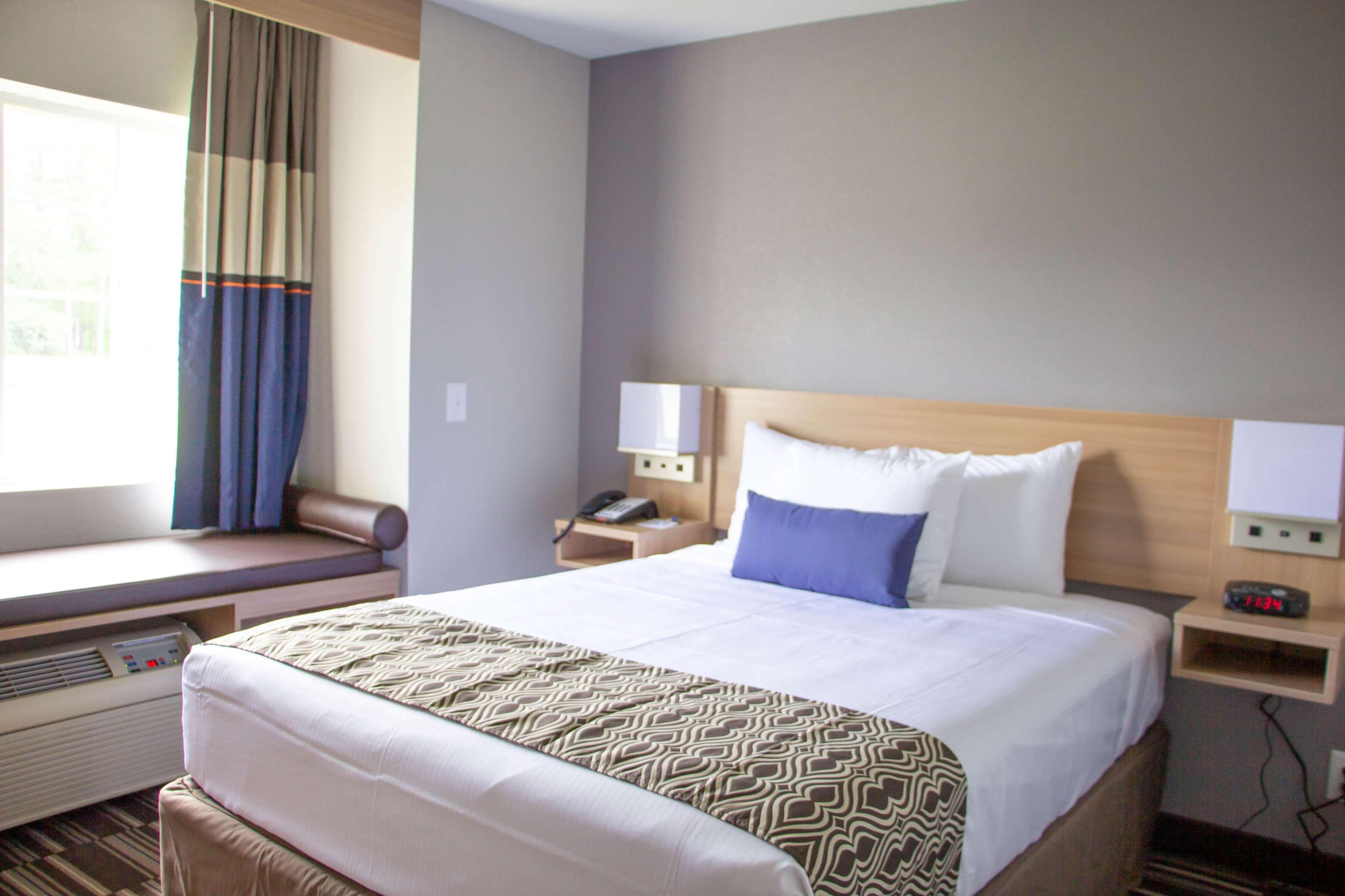 Microtel Inn & Suites By Wyndham Camp Lejeune/ג'קסונוויל מראה חיצוני תמונה