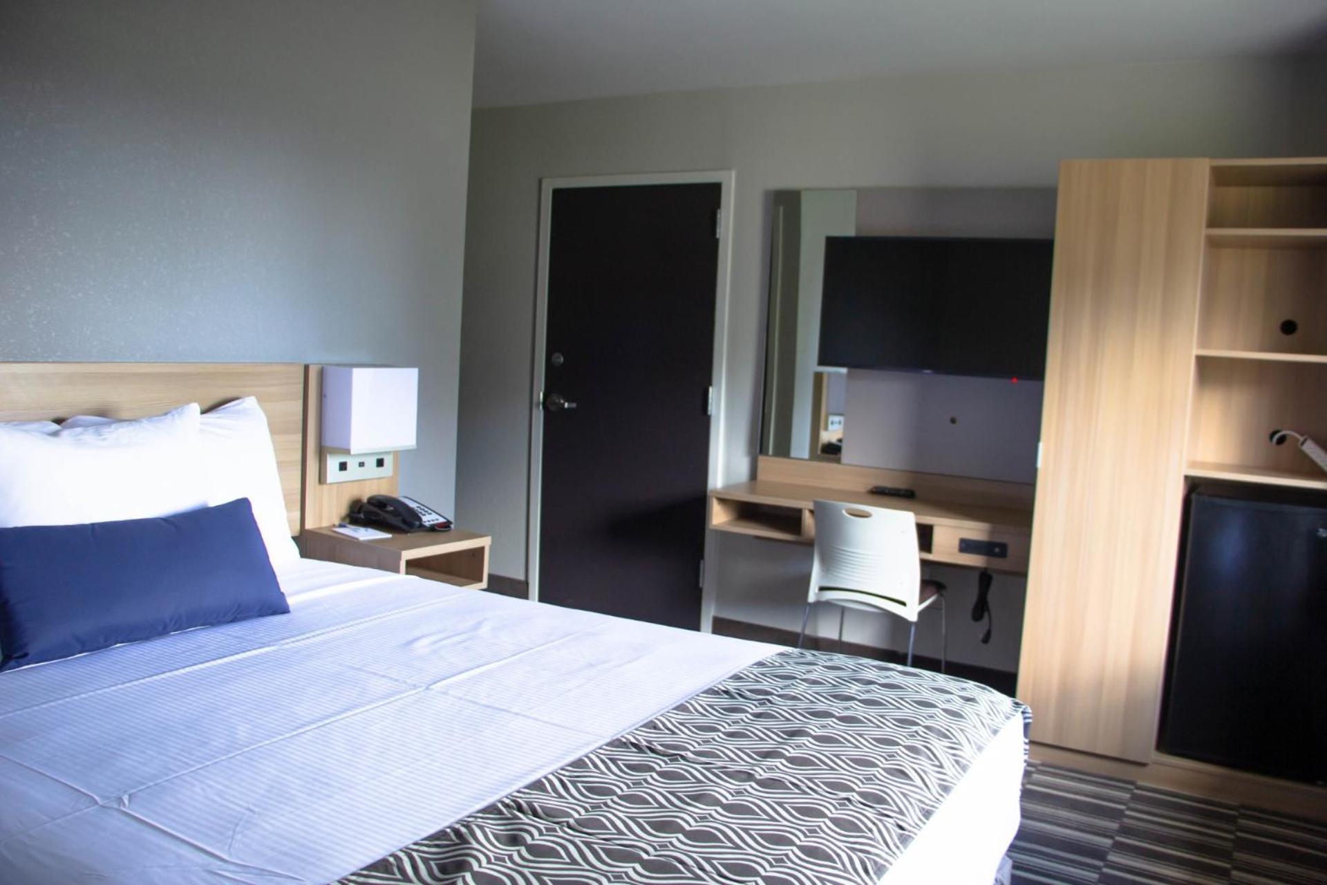 Microtel Inn & Suites By Wyndham Camp Lejeune/ג'קסונוויל מראה חיצוני תמונה